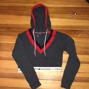 Hooded crop sweatshirt